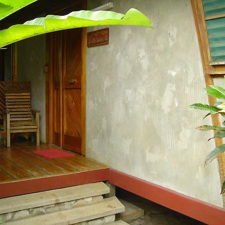 Whistling Bird Hotell Negril Exteriör bild